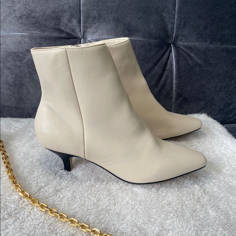 Reserved ankle boots brand new size 8